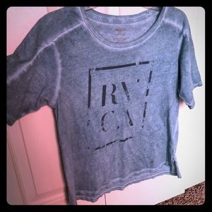 Cropped, loose t shirt with longer sleeves